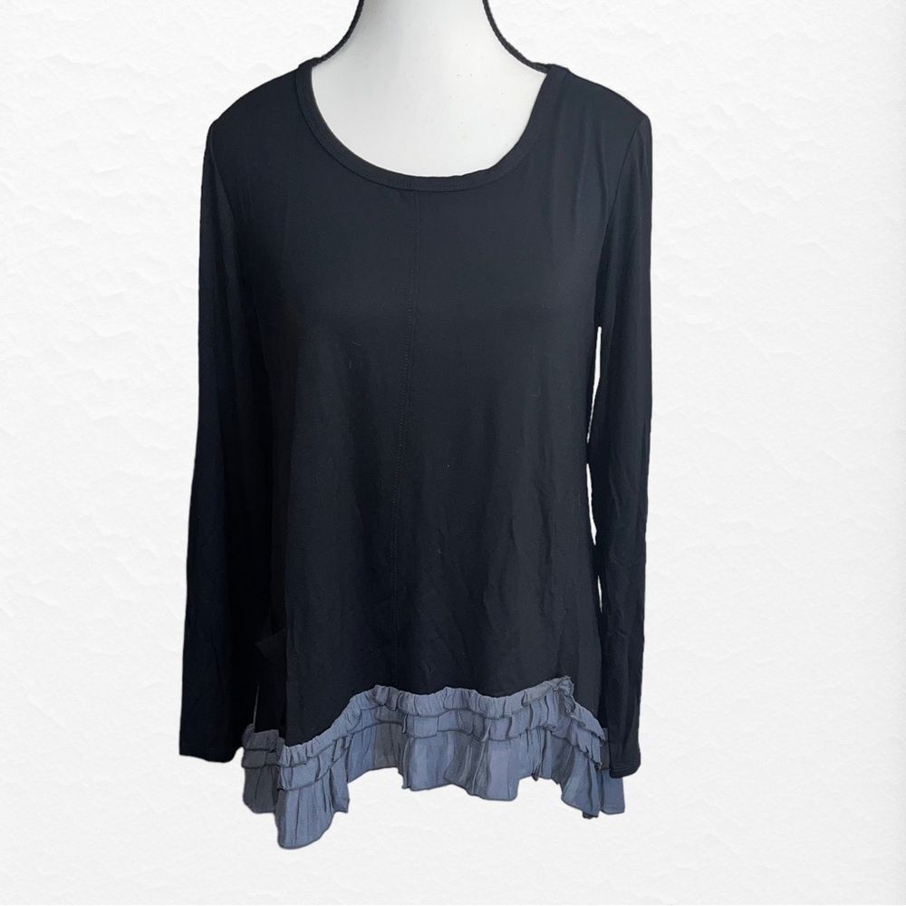 LOGO LORI GOLDSTEIN Rayon Ruffle Black Top with Asymmetric Hem Small A309802